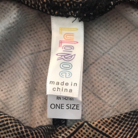 LuLaRoe OS Buttery Soft Leggings - Picture 4 of 6